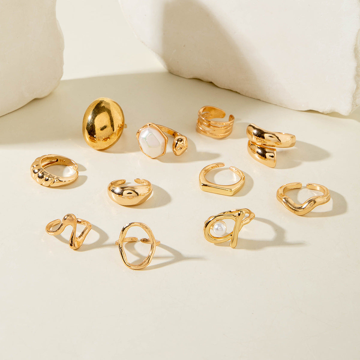 Wholesale Imitation Pearl Irregular Retro Hollow Ring Set